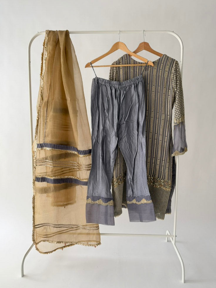 Faiza Saqlain Grey and Gold Embroidered Suit