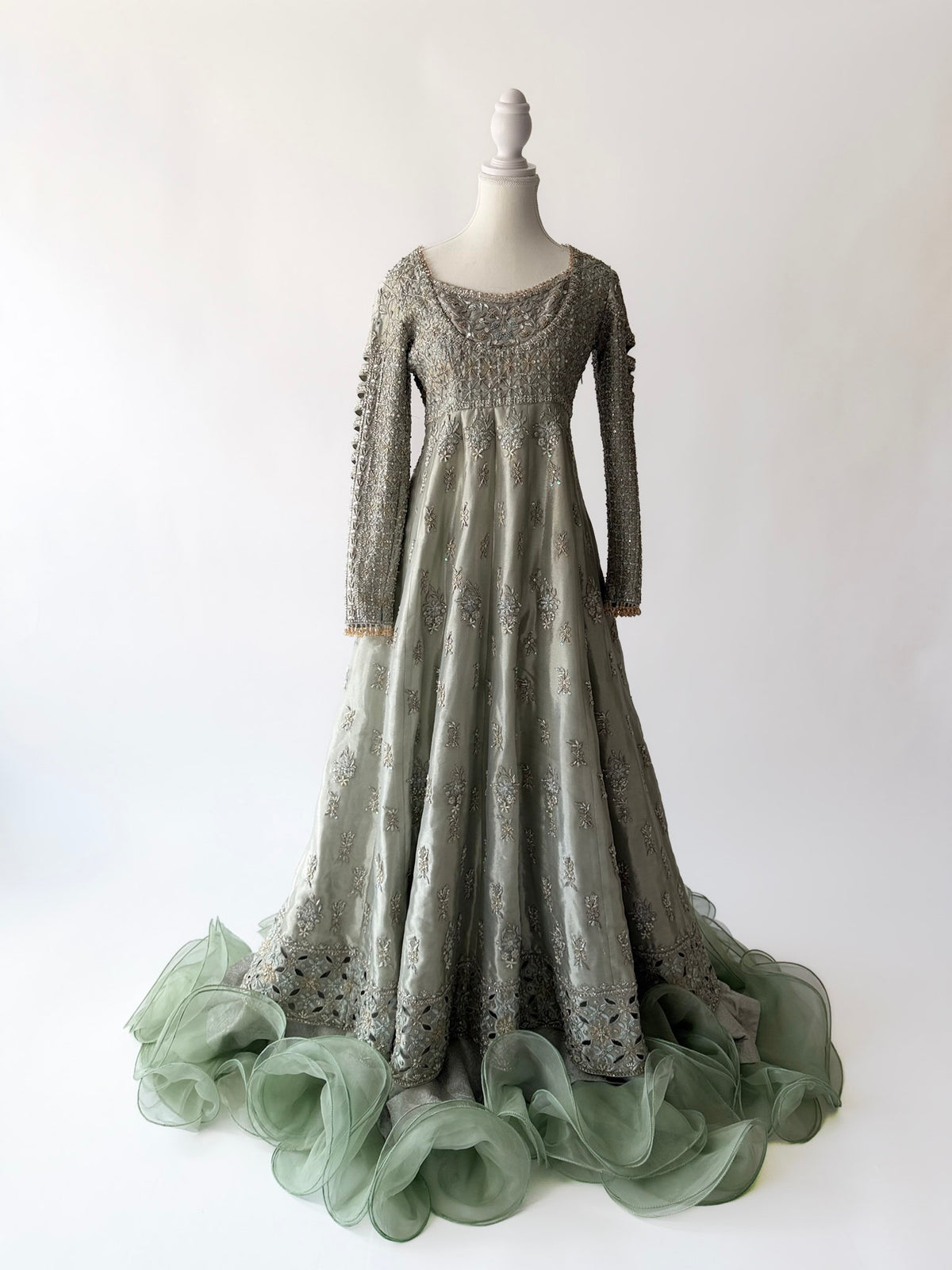 Sunnia Manahil Ice Blue & Silver Lehenga
